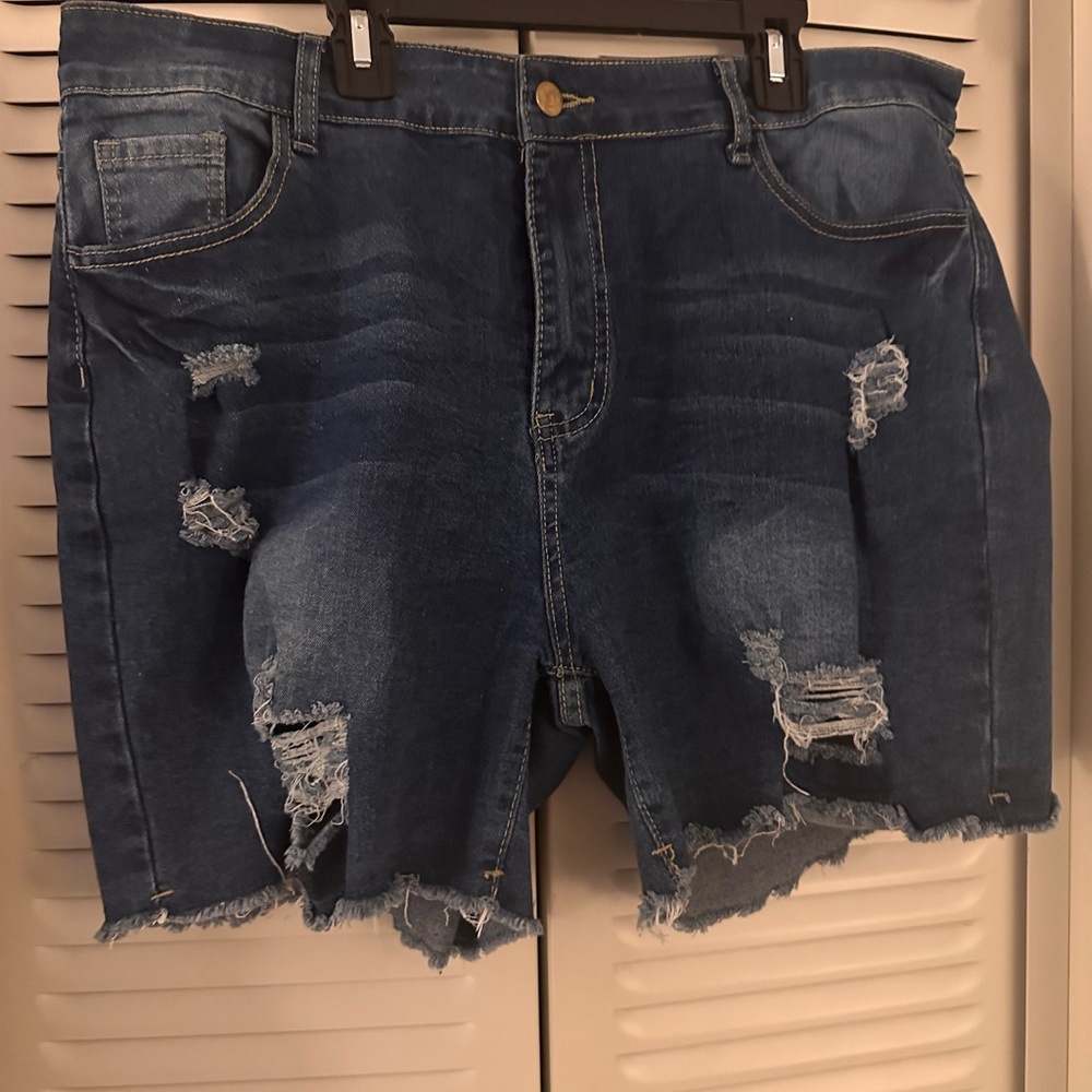 Distressed Denim Shorts - Picture 3 of 10